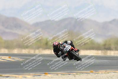 media/Apr-20-2025-CVMA (Sun) [[39090e8767]]/Race 9-Formula LW Twins Shootout/